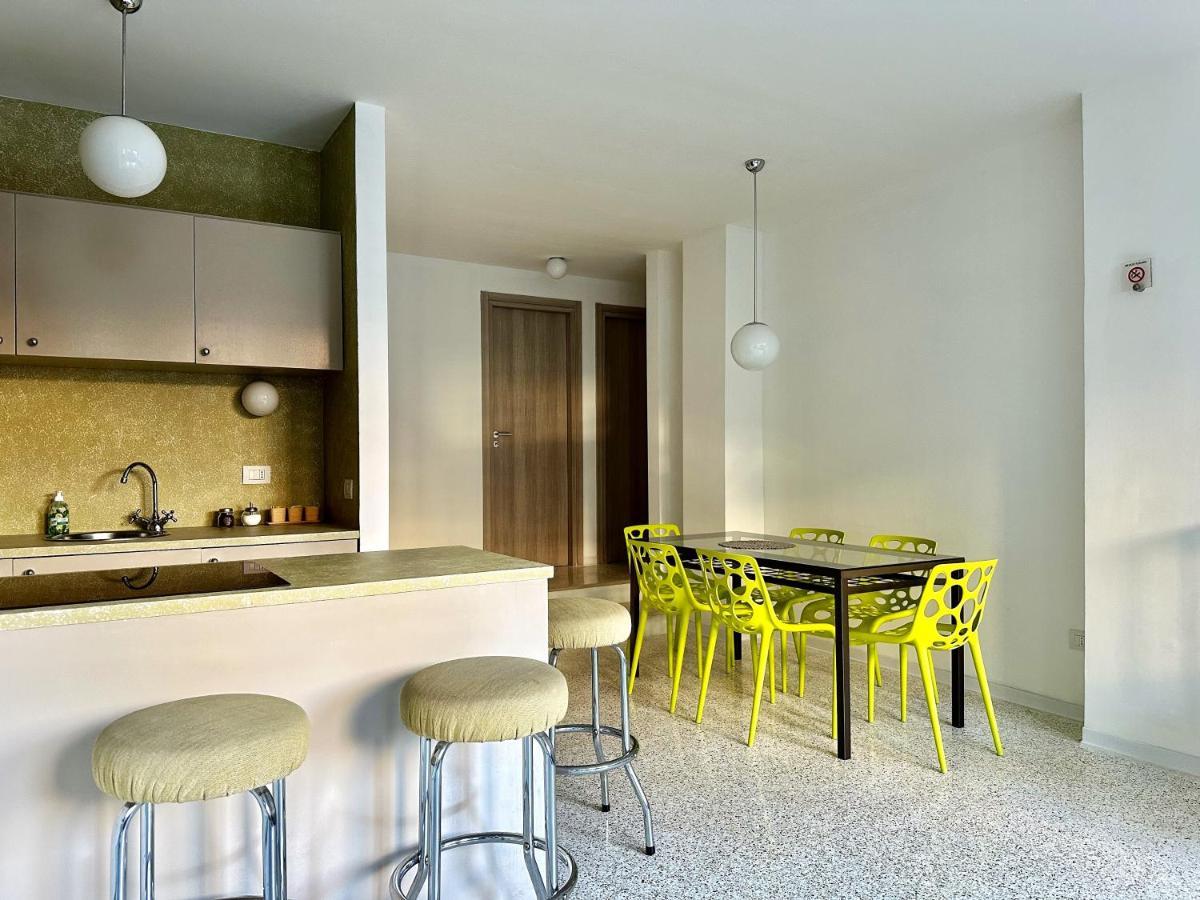 Apartments Navigli Milan Bagian luar foto